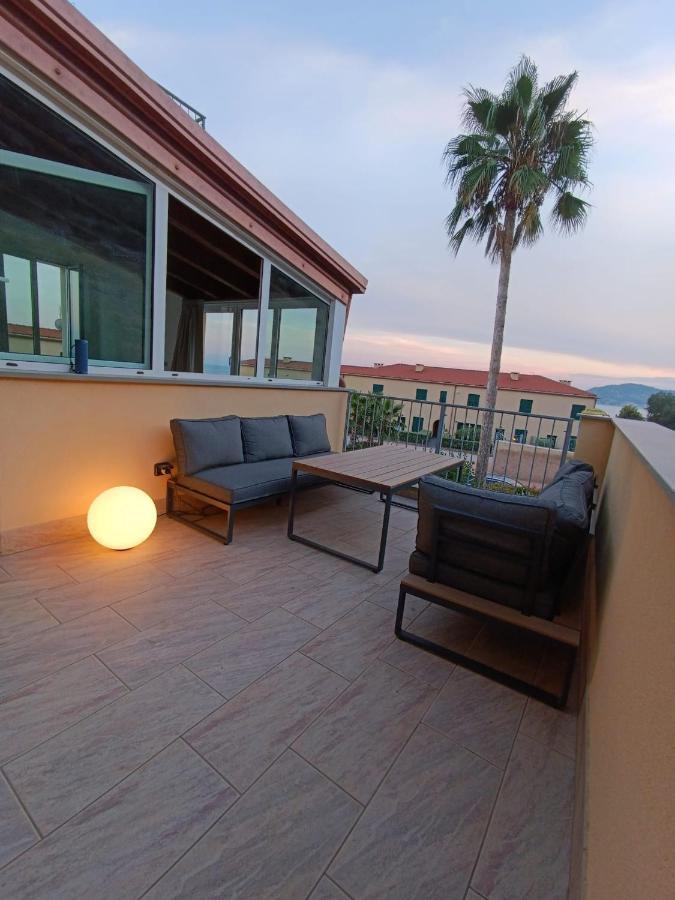 Appartamento Romantico Con Piscina Cervo Esterno foto